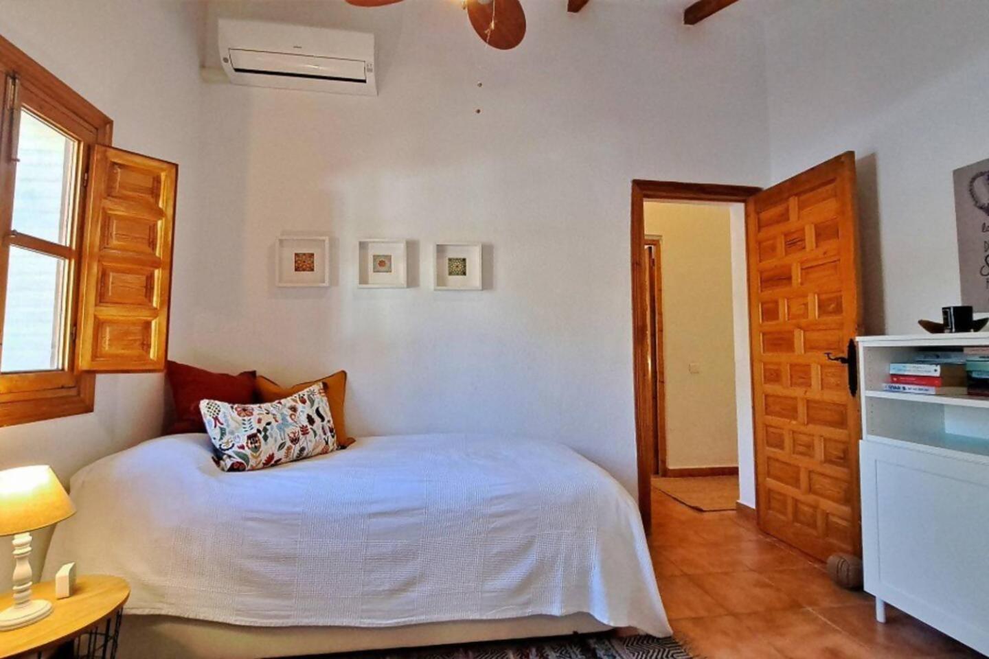 La Perla Andaluza Vila Alcaucín Exterior foto
