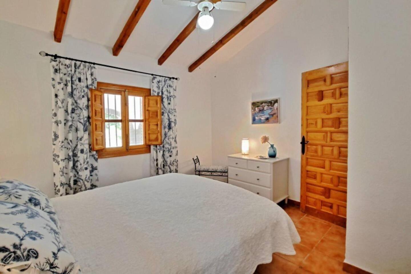 La Perla Andaluza Vila Alcaucín Exterior foto